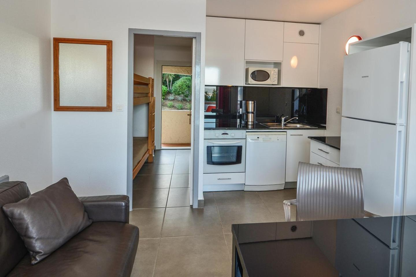 Vvf Residence Saint-Cyr-Sur-Mer Zewnętrze zdjęcie