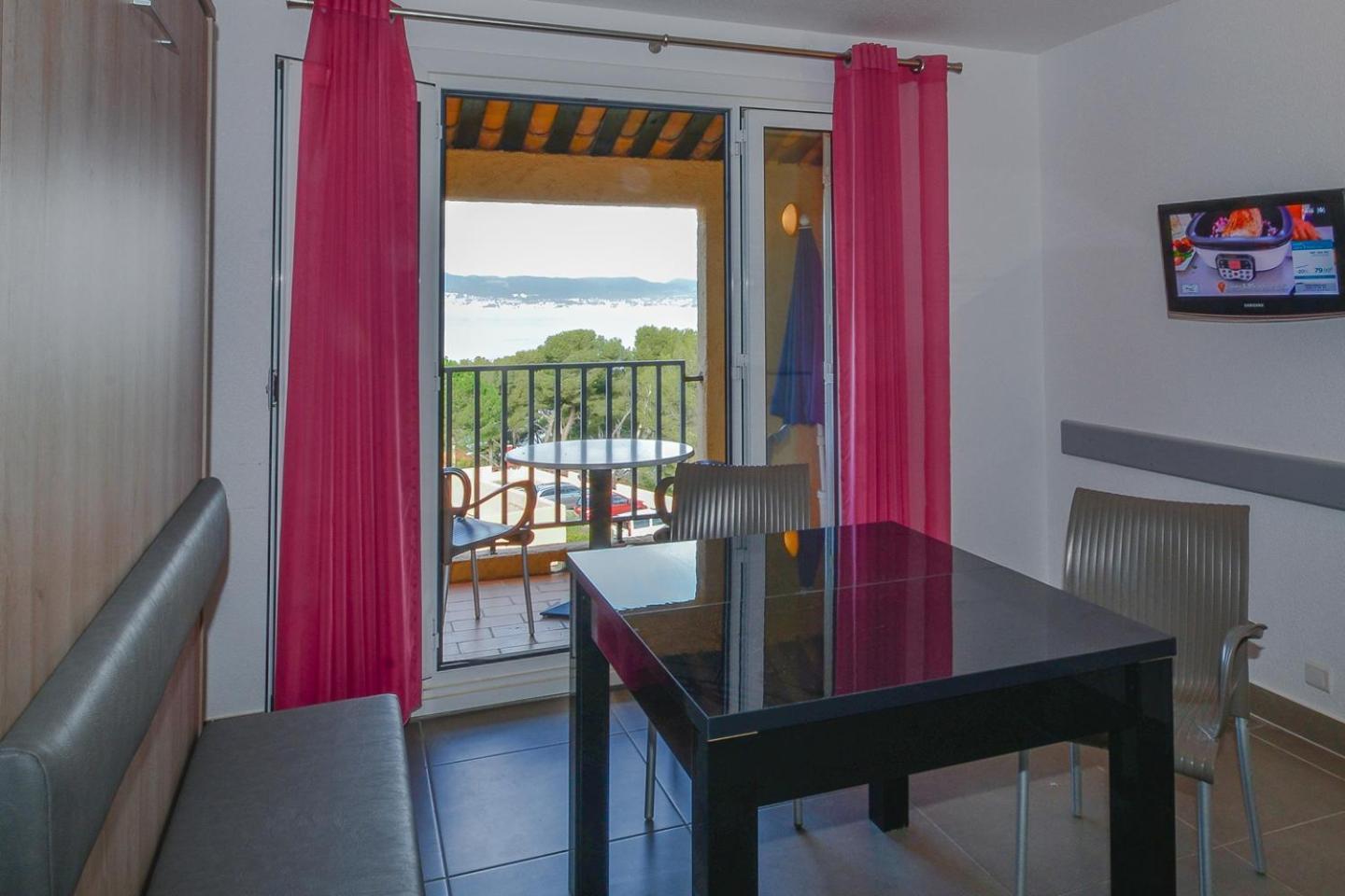 Vvf Residence Saint-Cyr-Sur-Mer Zewnętrze zdjęcie